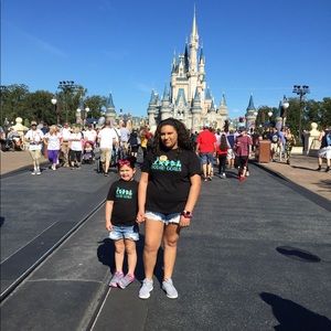 Meet your Posher, Nakia